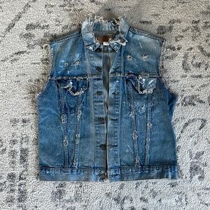 Levi’s custom thrasher denim vest jacket